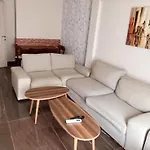 Beautiful 2 Rooms Center Apartment